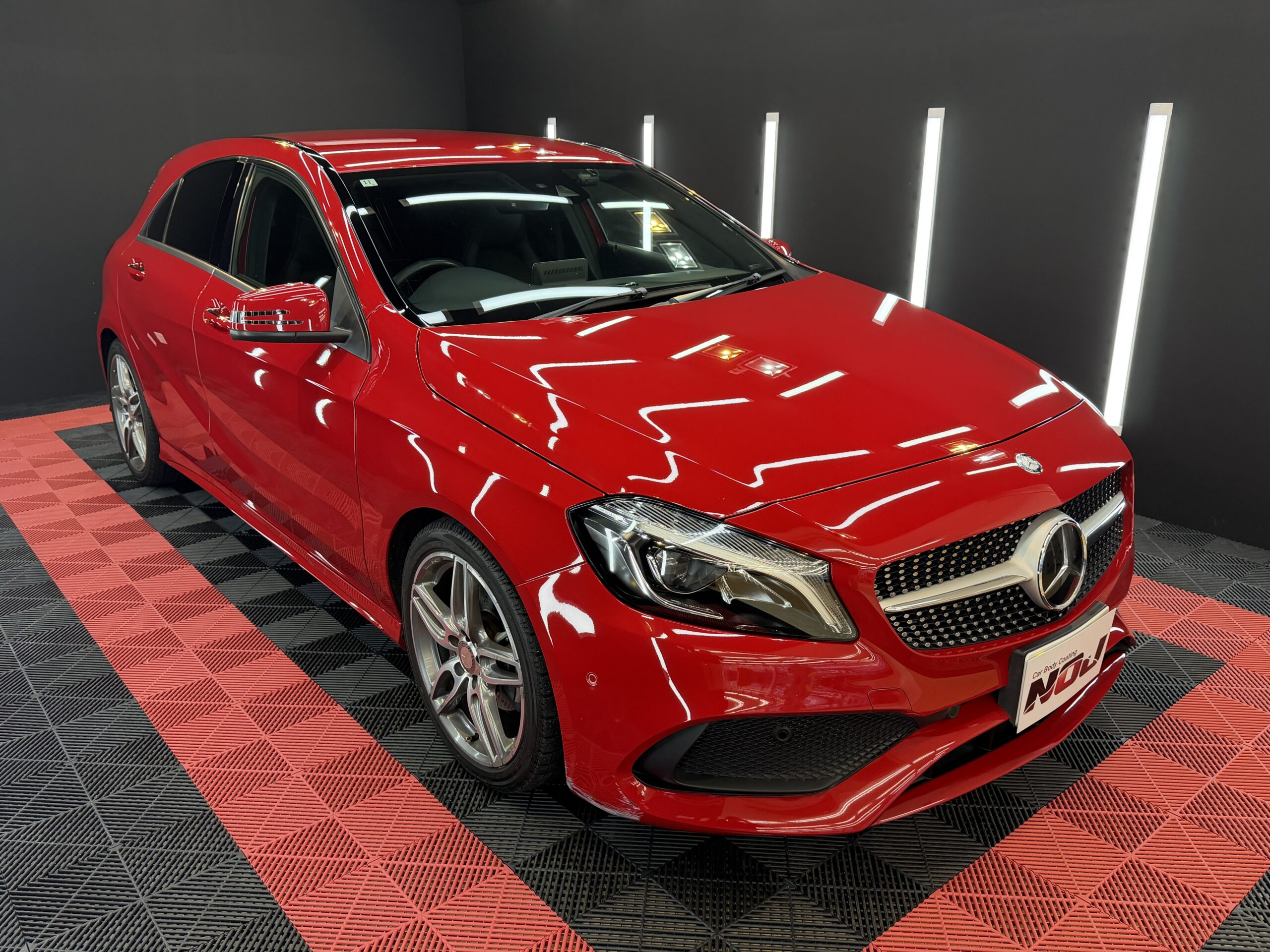 NOJセラミックコーティングは塗装保護を最優先にした完全硬化型です。